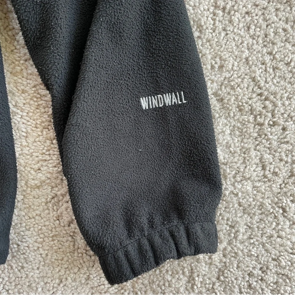 The North Face Men's Black Fleece Windwall Mock Neck Full Zip Jacket Size Medium